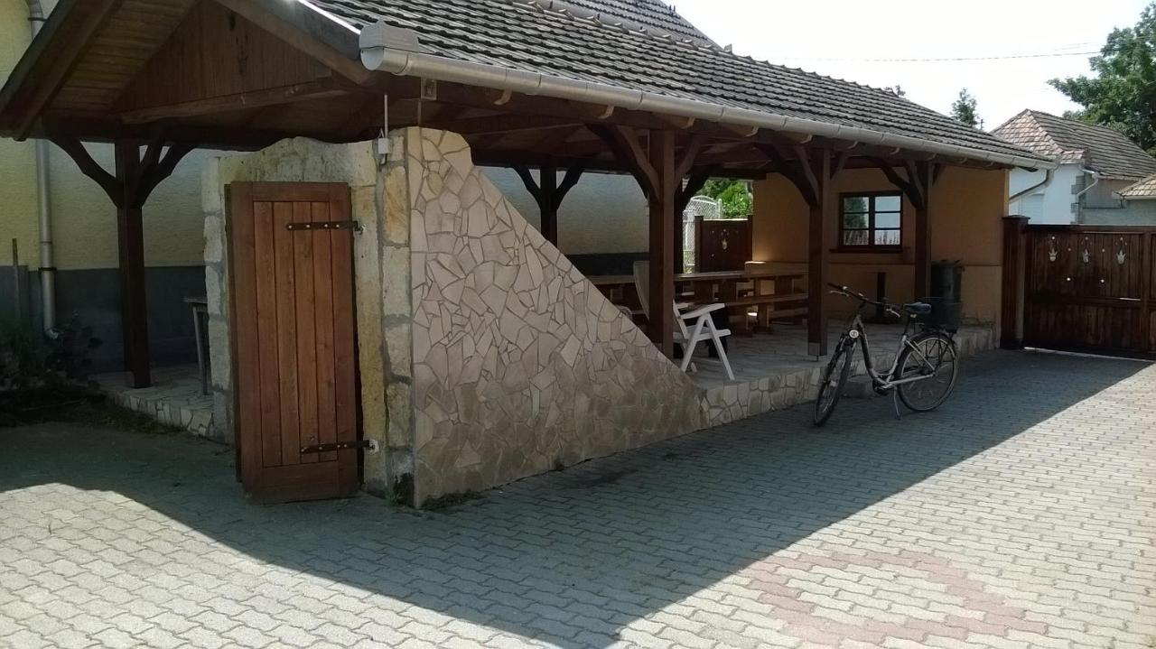 Villa Giulia Vendeghaz Verpelet Экстерьер фото